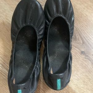 Black Tieks